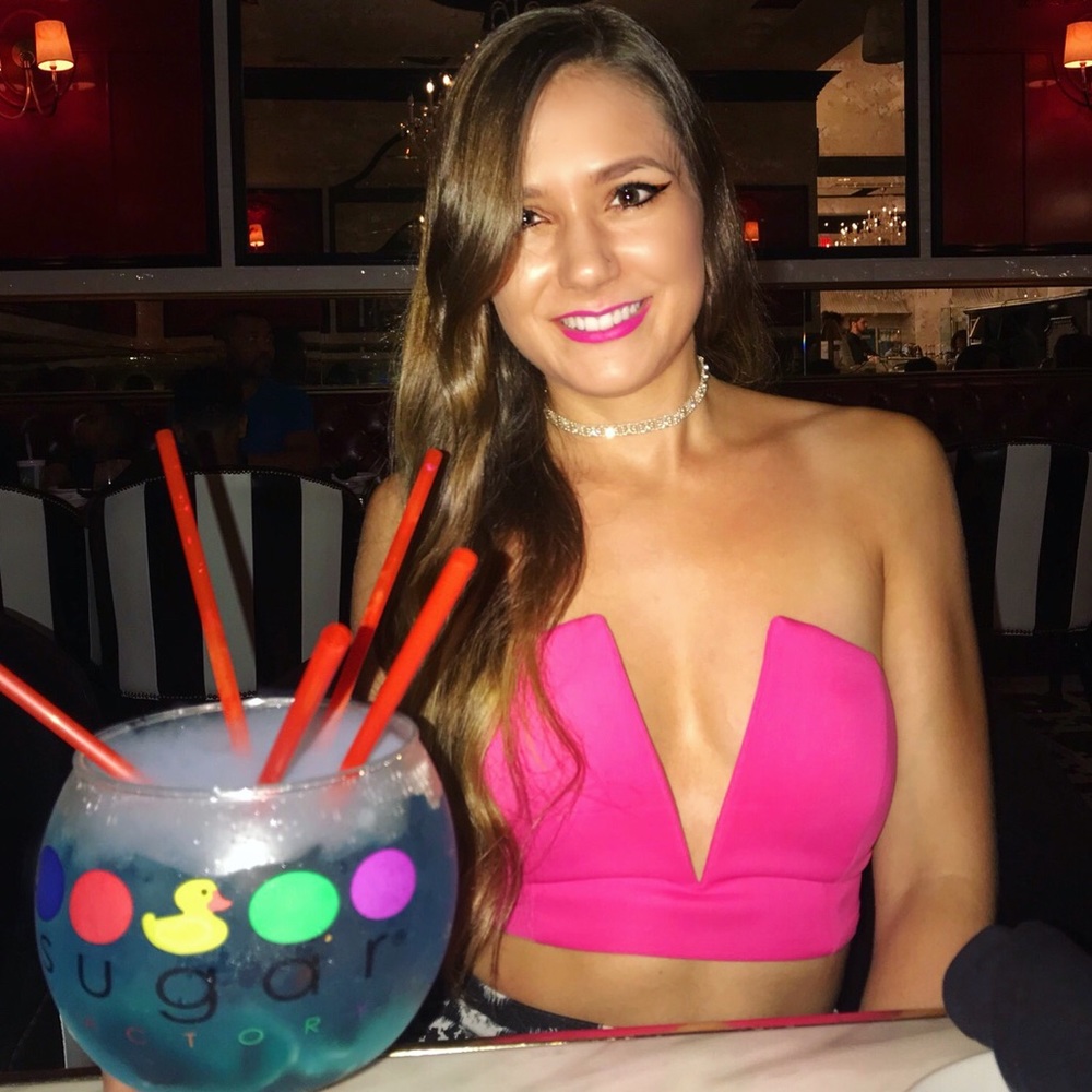 Meet your Posher, Sharilynn